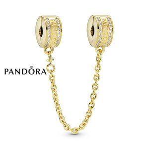 Pandora Dazzling Daisy Bouquet Earrings